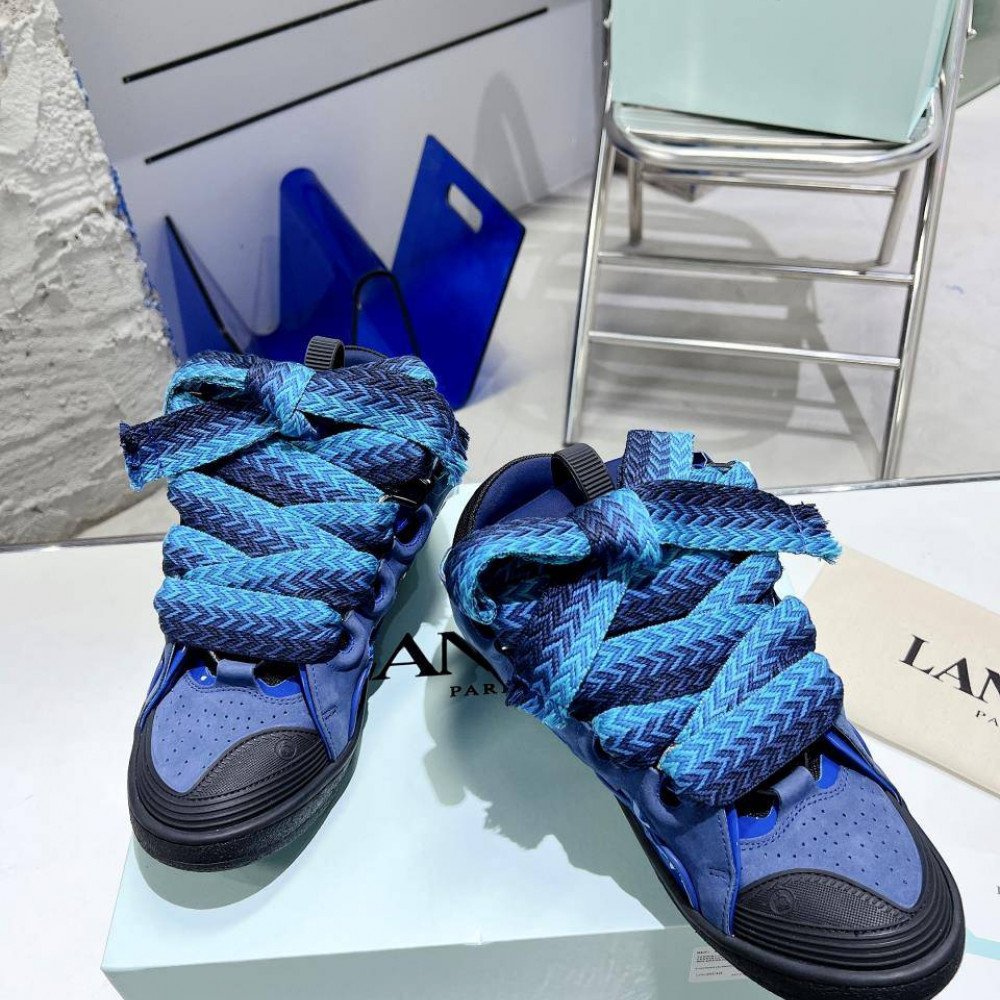 Curb Sneakers