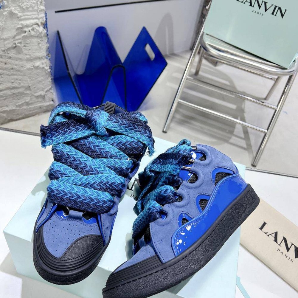 Curb Sneakers