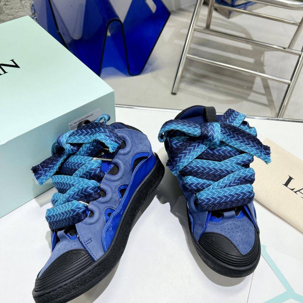 Curb Sneakers