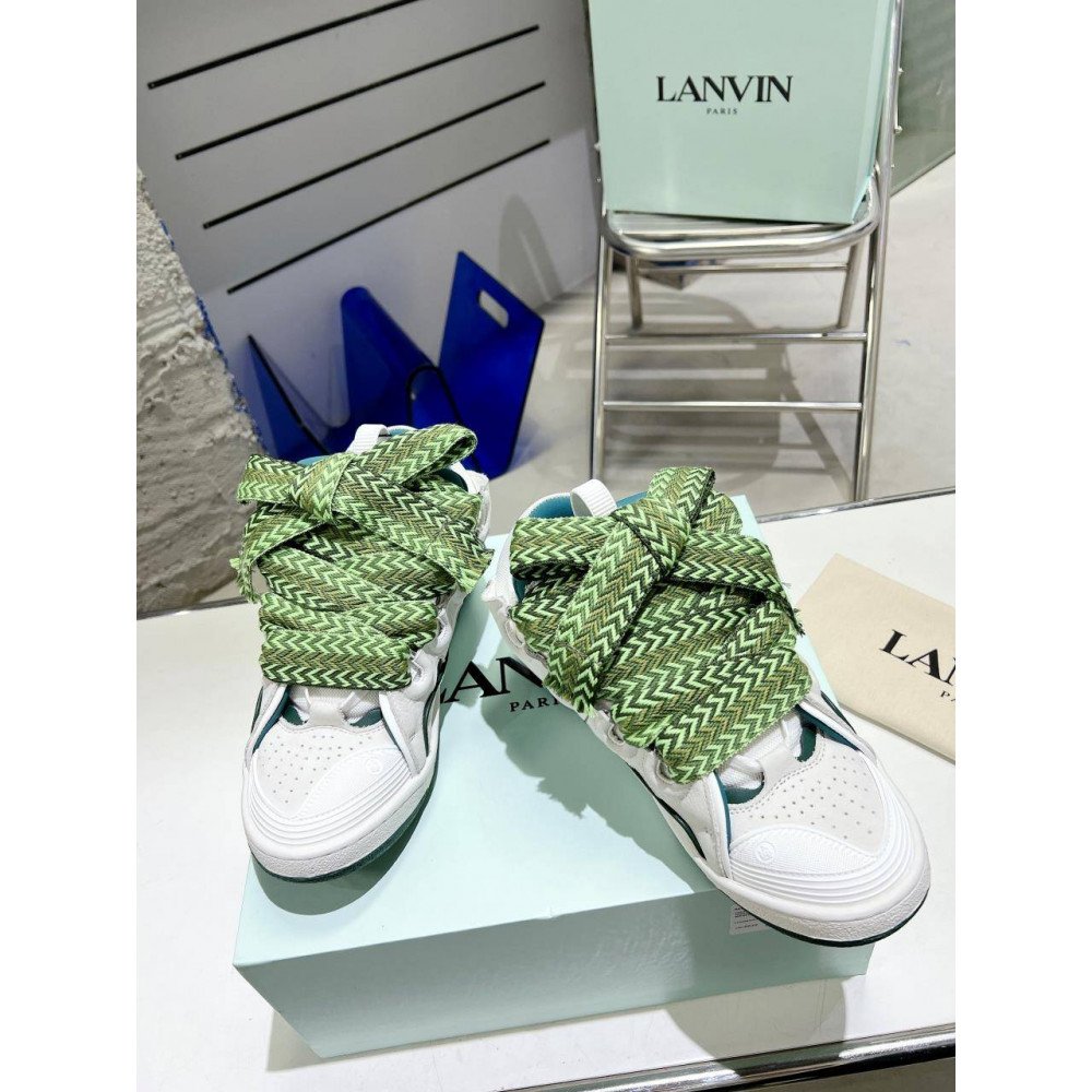 Curb Sneakers