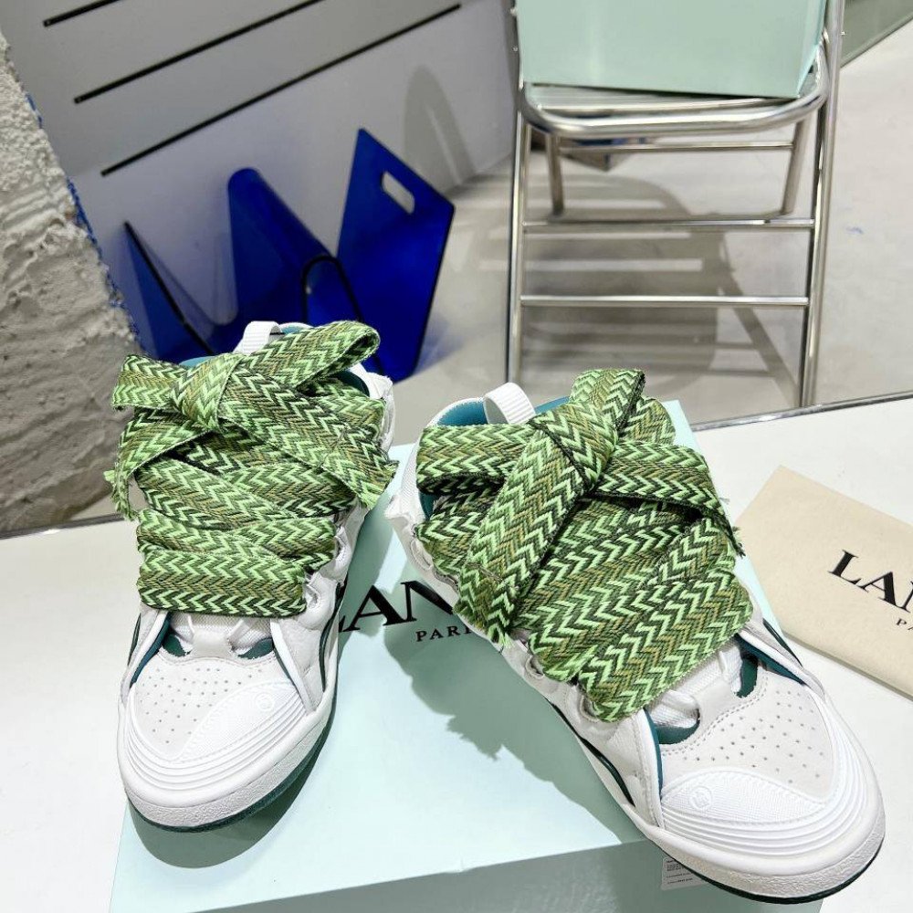 Curb Sneakers