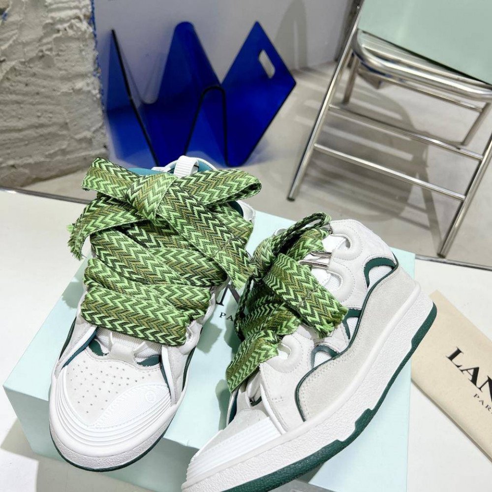 Curb Sneakers