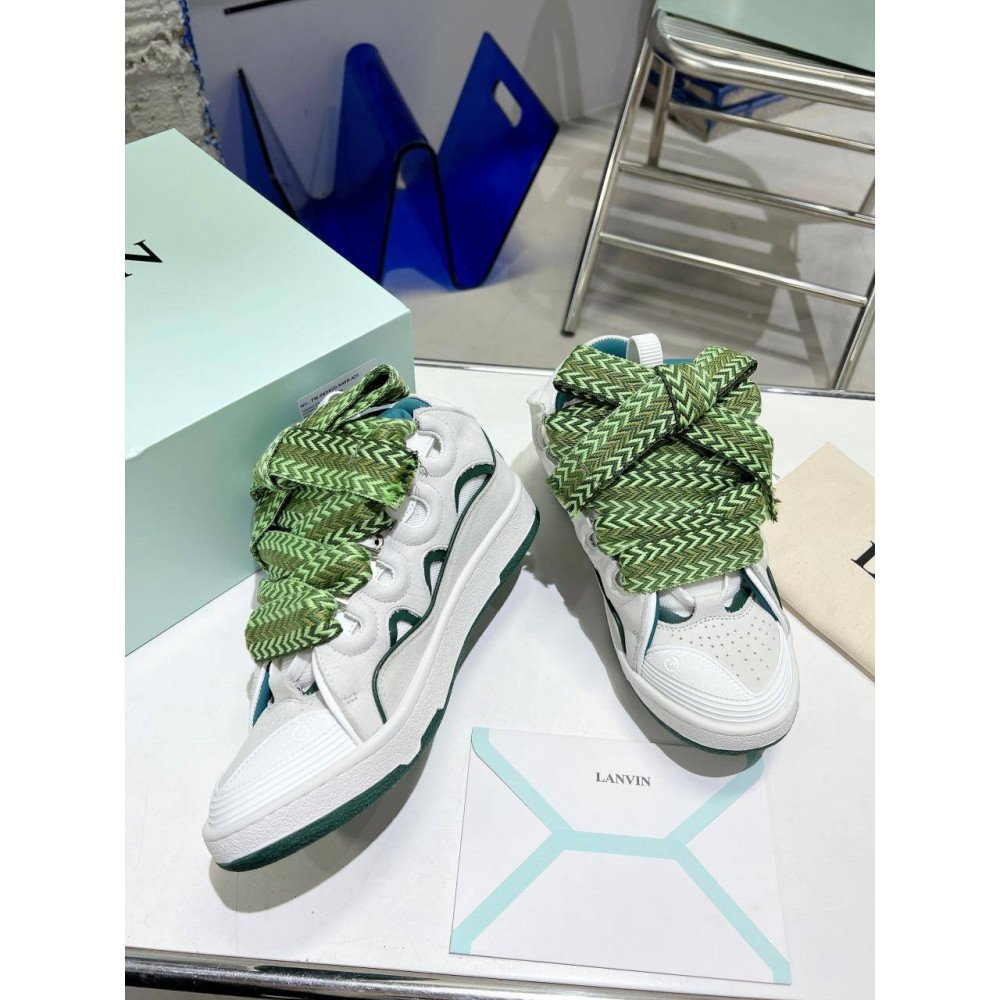 Curb Sneakers