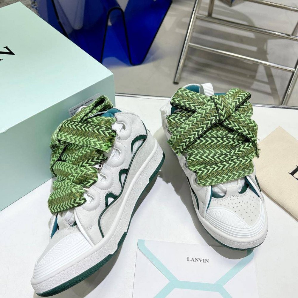 Curb Sneakers
