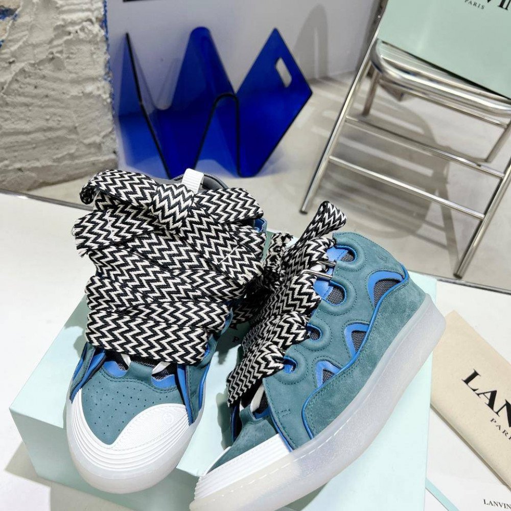 Curb Sneakers