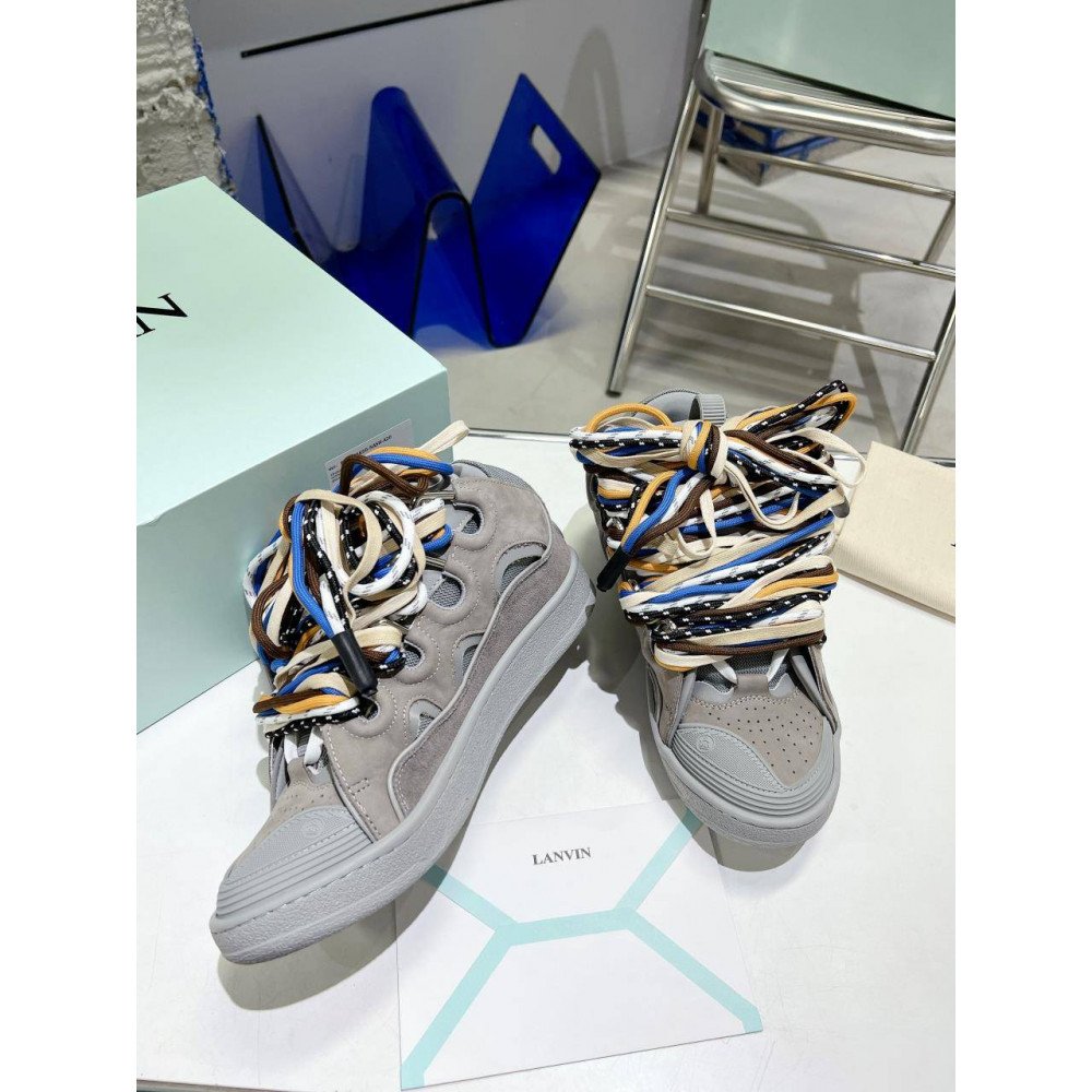 Curb Sneakers