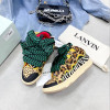 Curb Sneakers