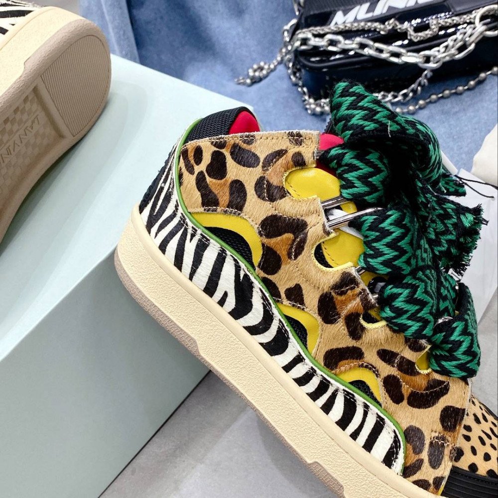 Curb Sneakers Curb Sneakers