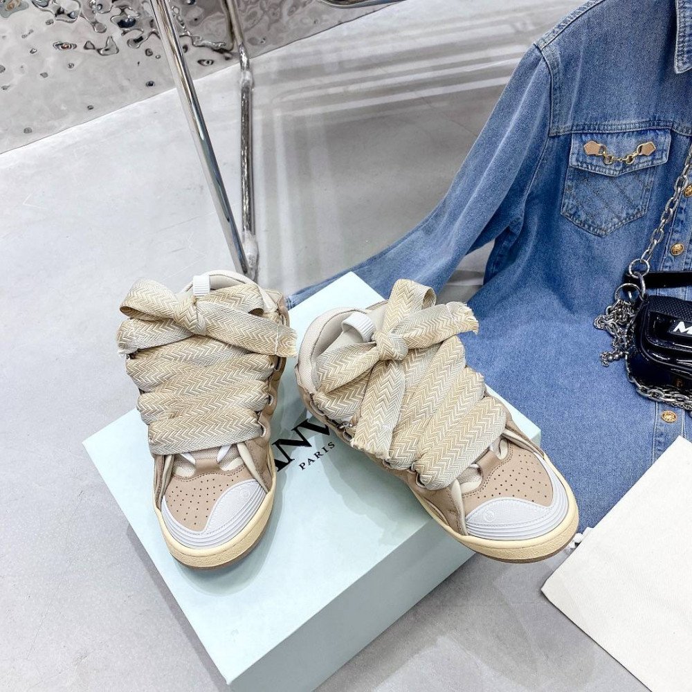 Curb Sneakers