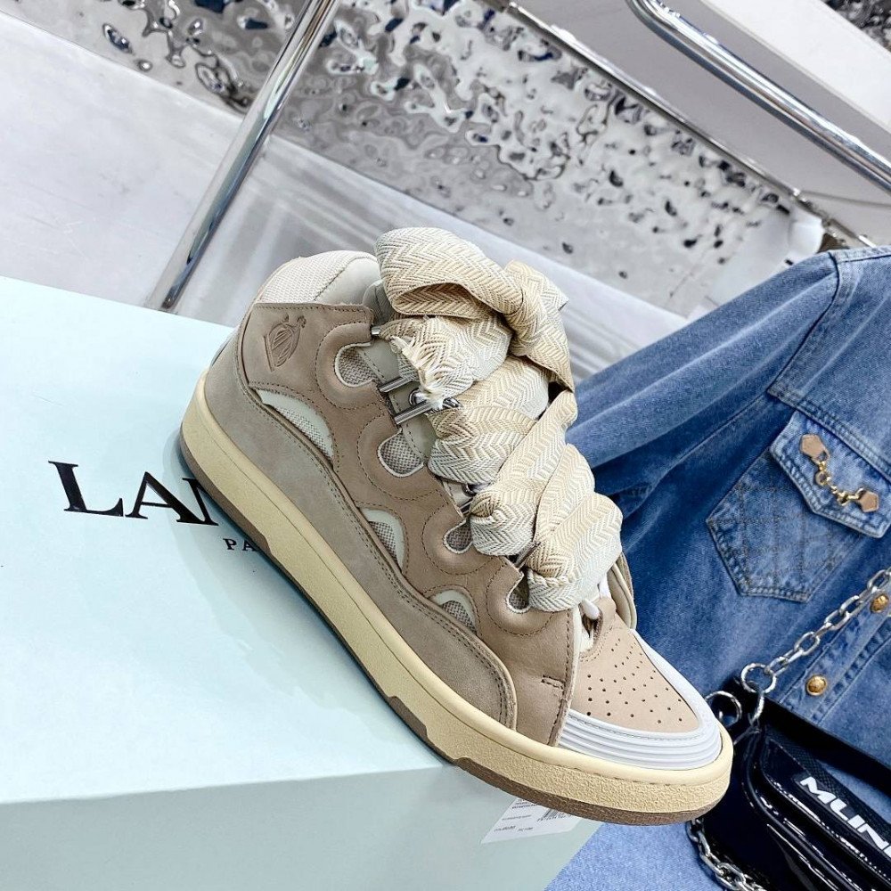 Curb Sneakers