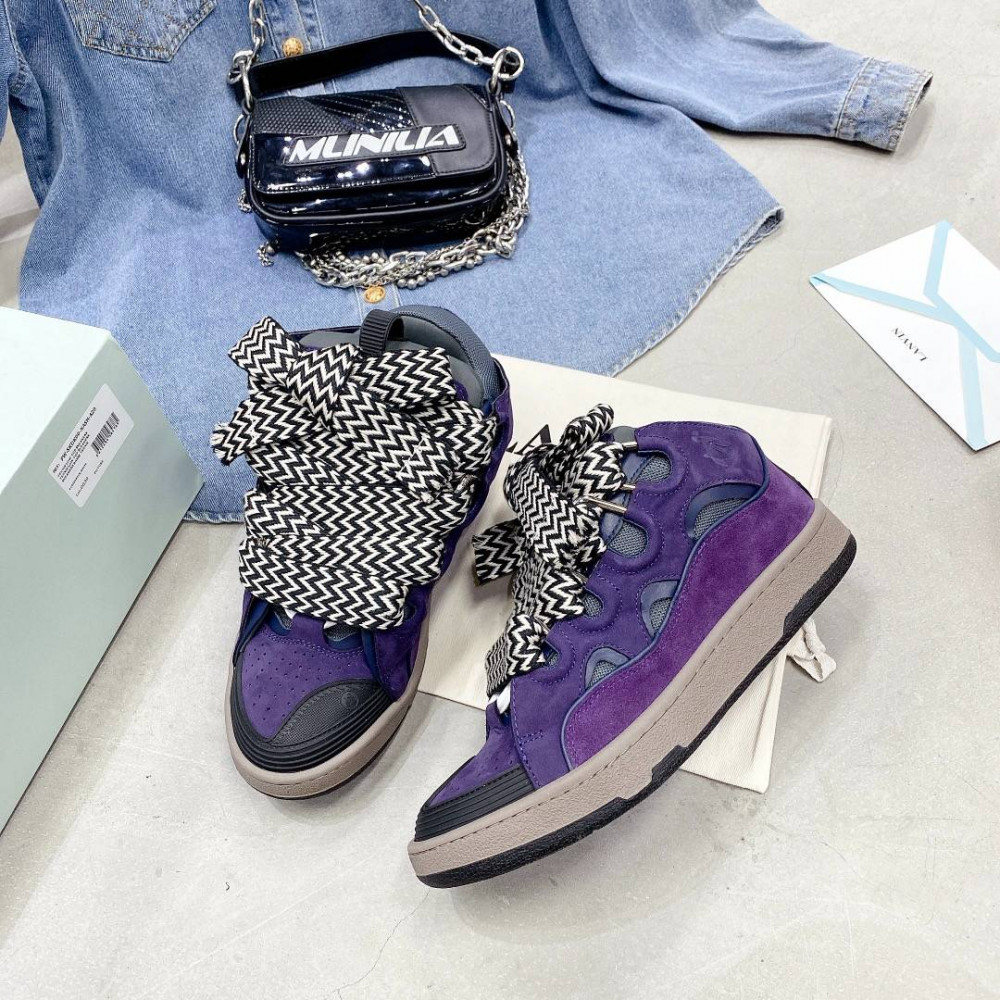 Curb Sneakers