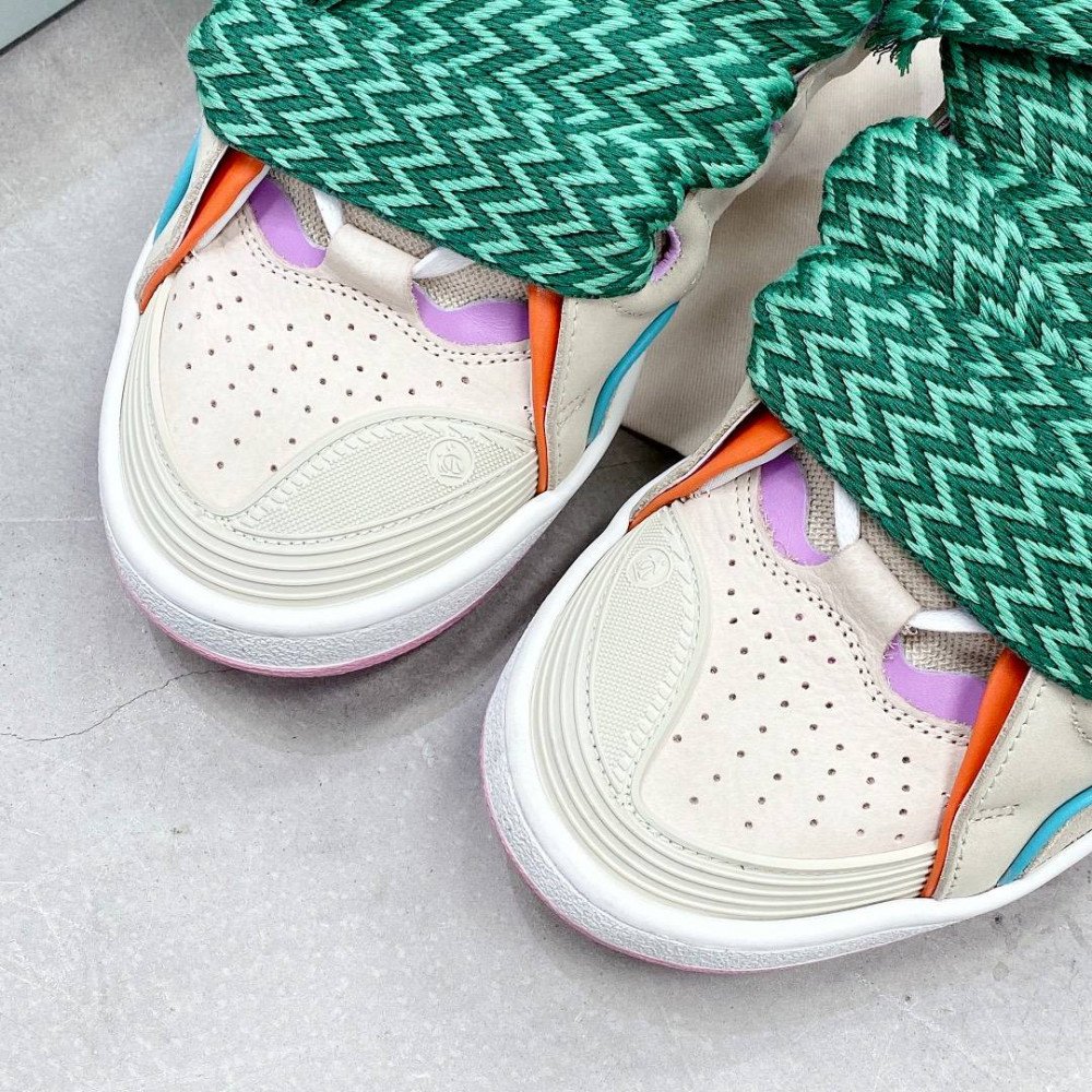 Curb Sneakers Curb Sneakers