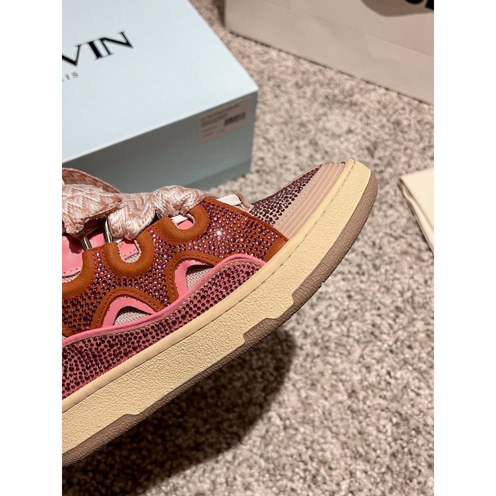 Curb Sneakers