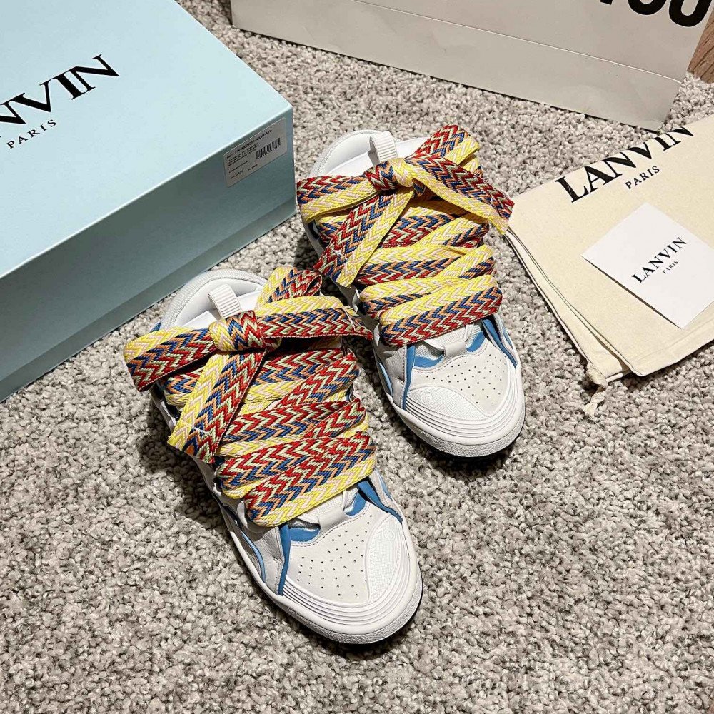Curb Sneakers