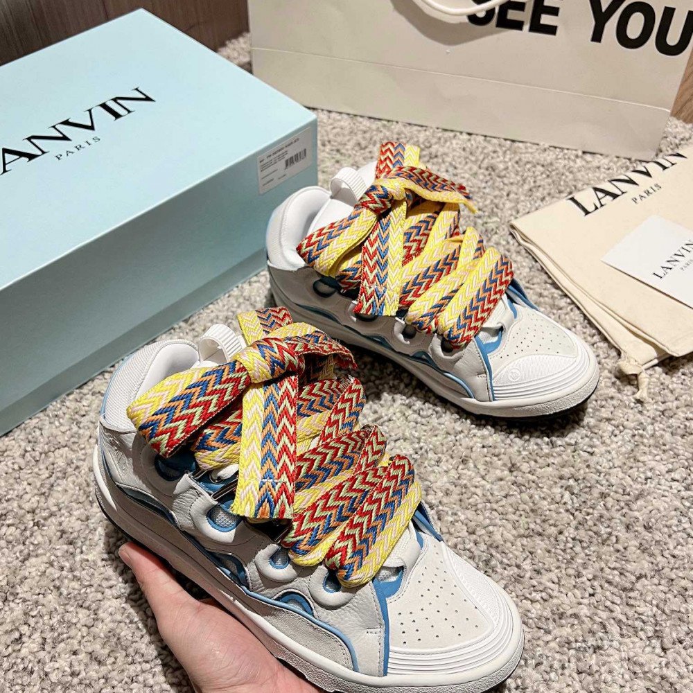 Curb Sneakers