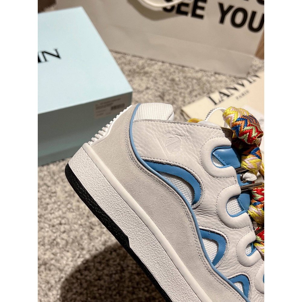 Curb Sneakers