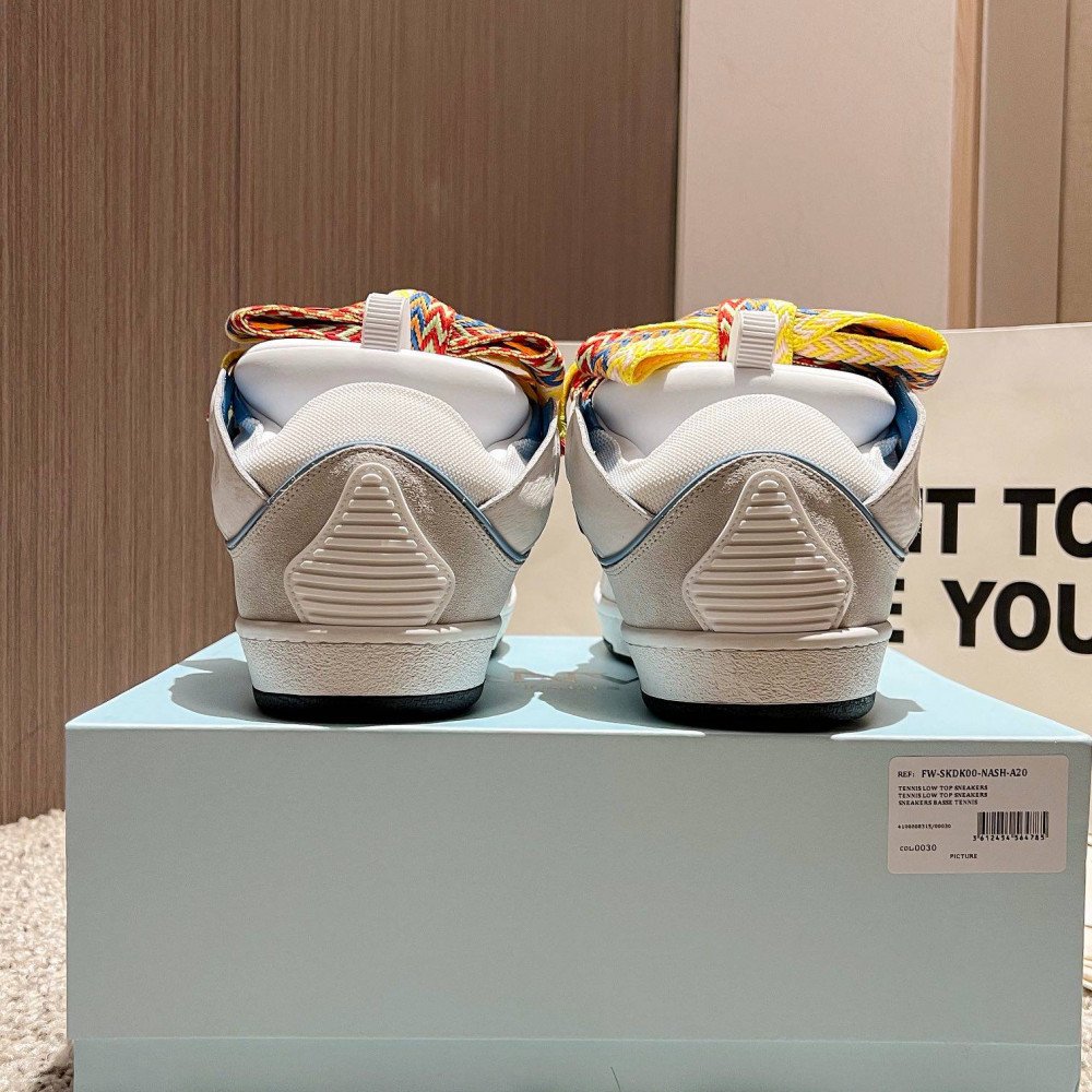 Curb Sneakers