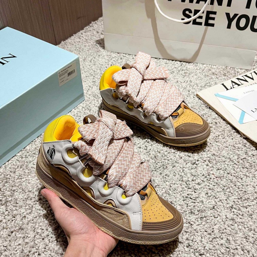 Curb Sneakers