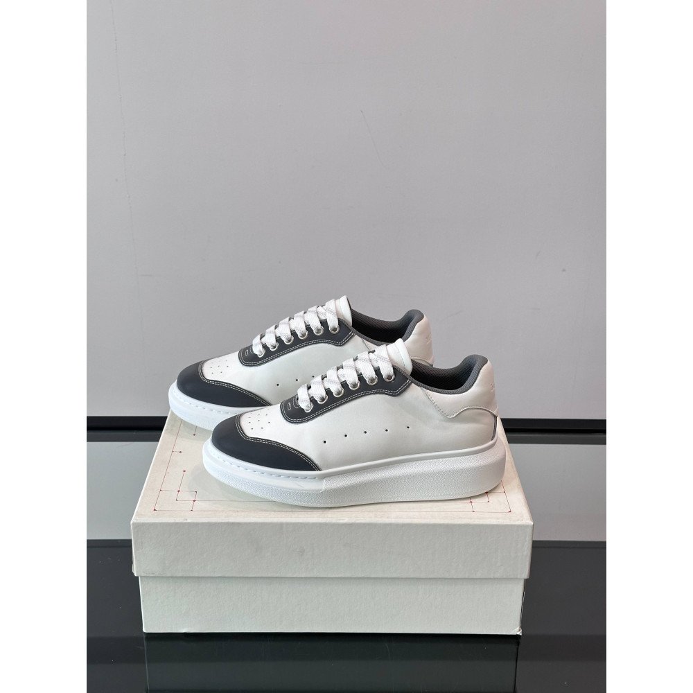 White sneakers White sneakers