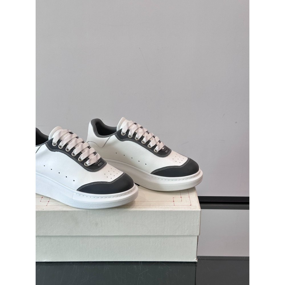 White sneakers White sneakers