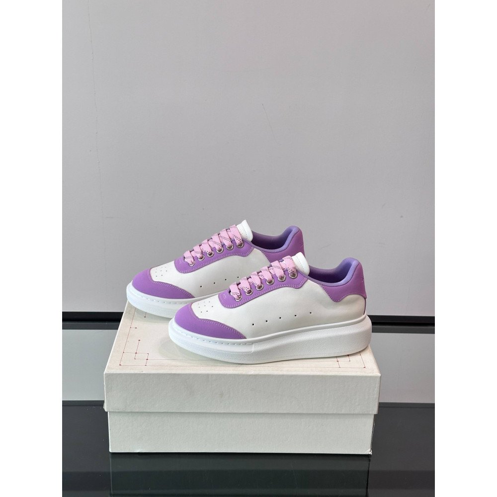 White sneakers White sneakers