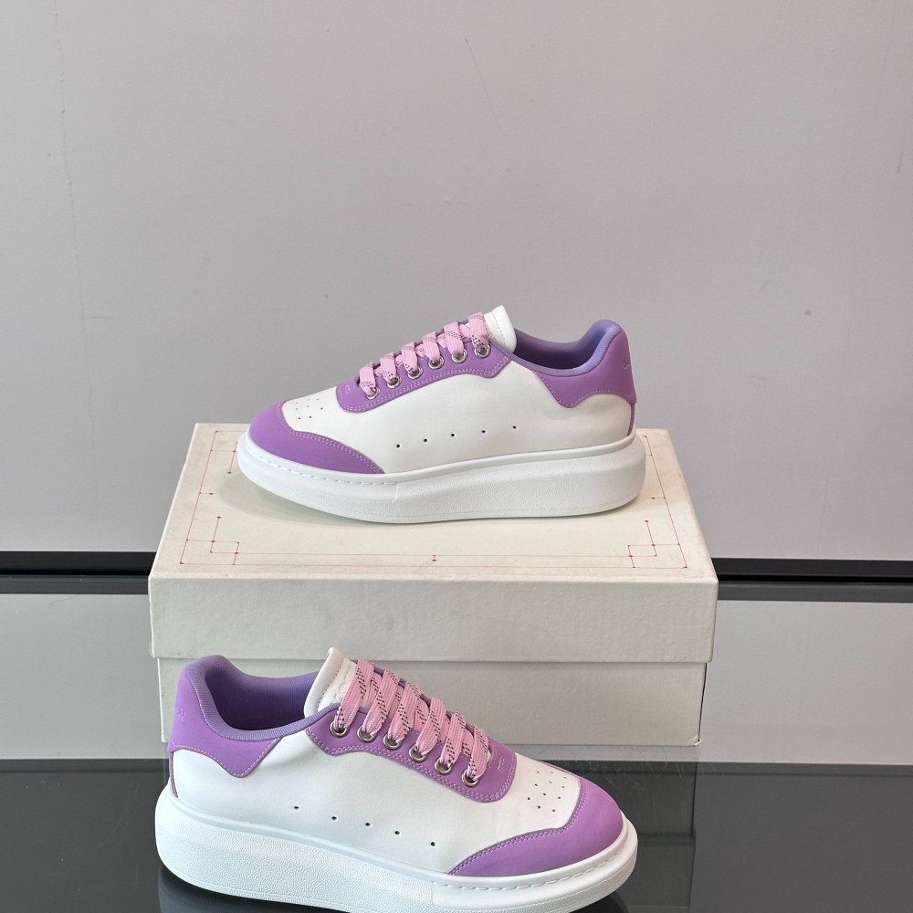 White sneakers White sneakers