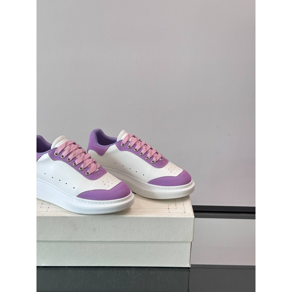 White sneakers White sneakers
