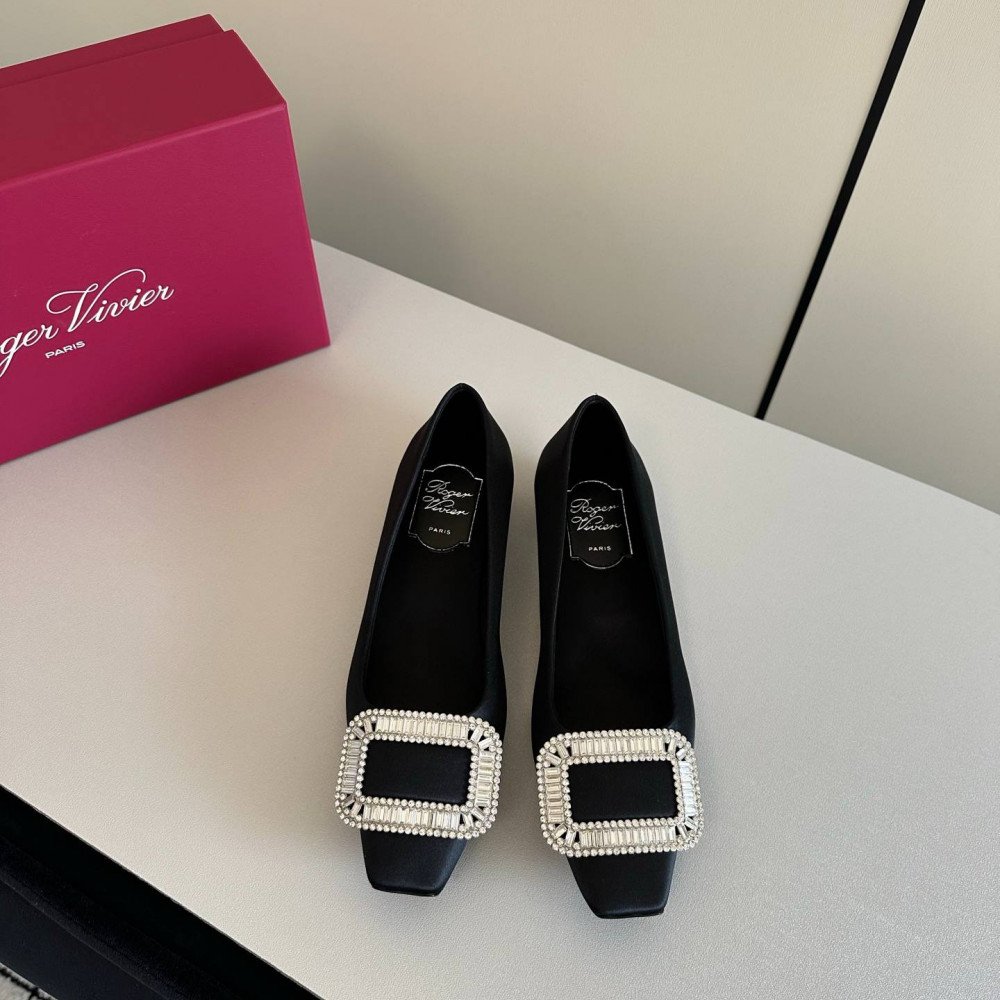 High heels(2cm)