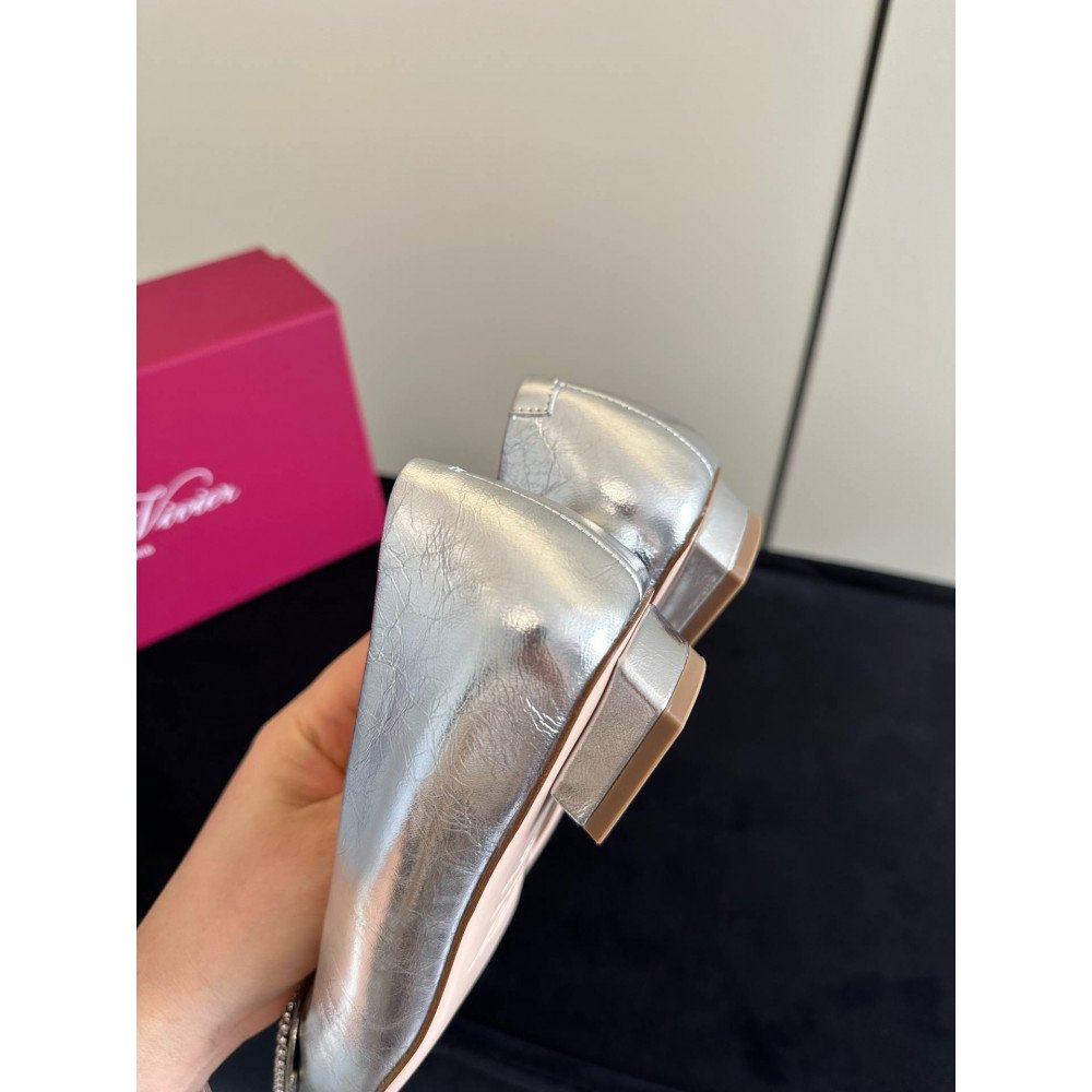 High heels(2cm)