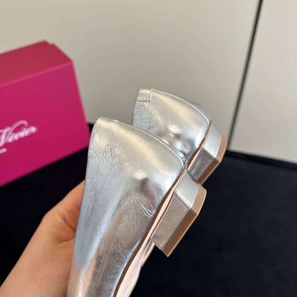 High heels(2cm)
