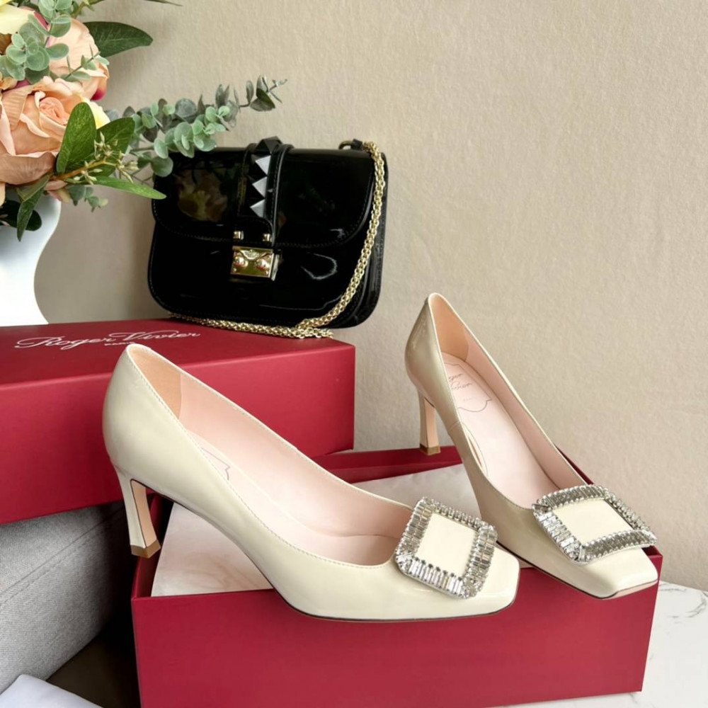 High heels(7cm) High heels(7cm)
