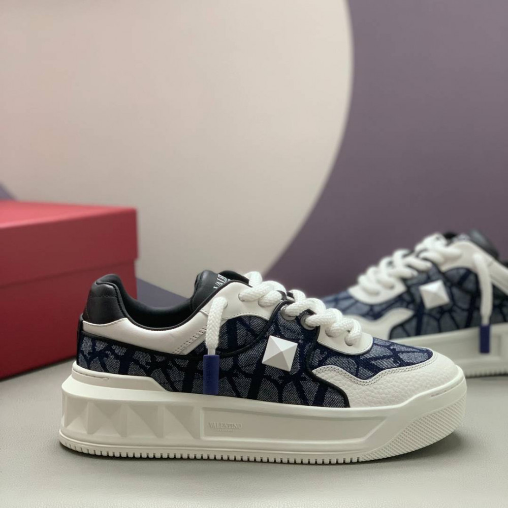 ONE STUD XL NAPPA LEATHER LOW-TOP SNEAKER ONE STUD XL NAPPA LEATHER LOW-TOP SNEAKER