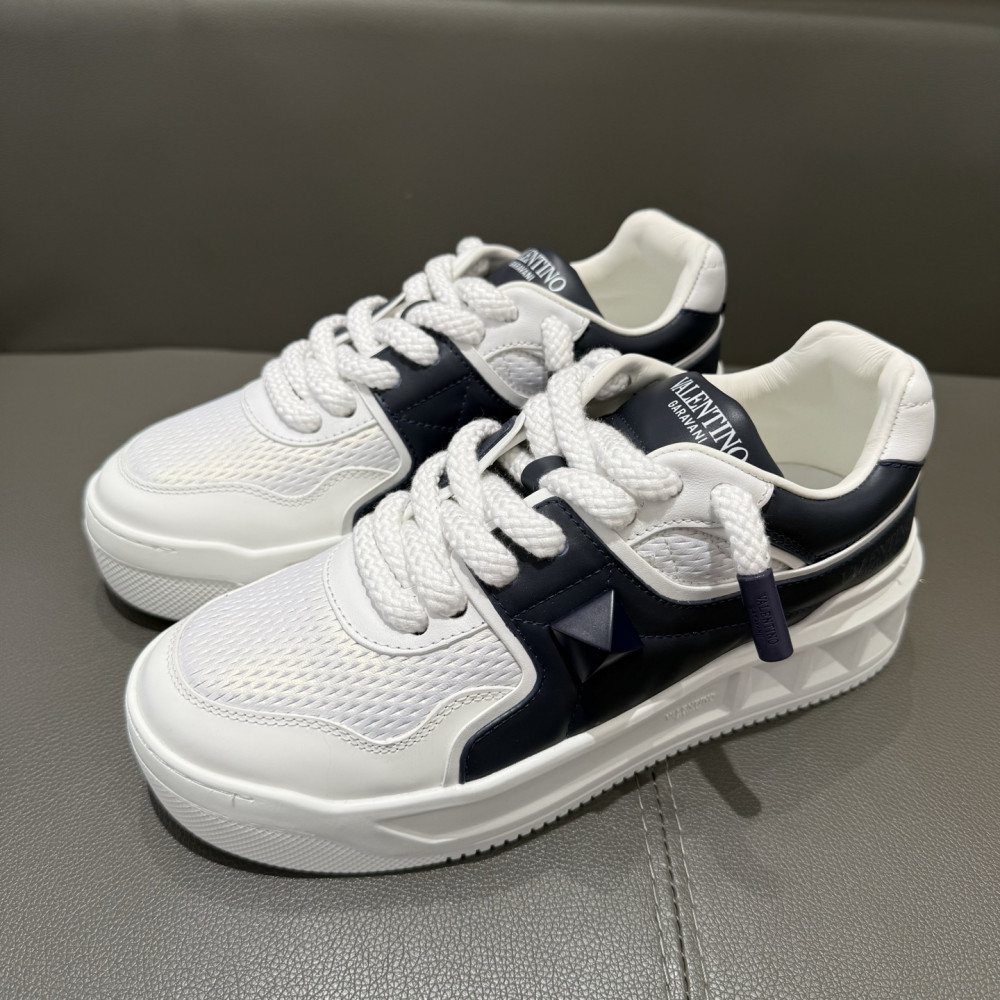 ONE STUD XL NAPPA LEATHER LOW-TOP SNEAKER