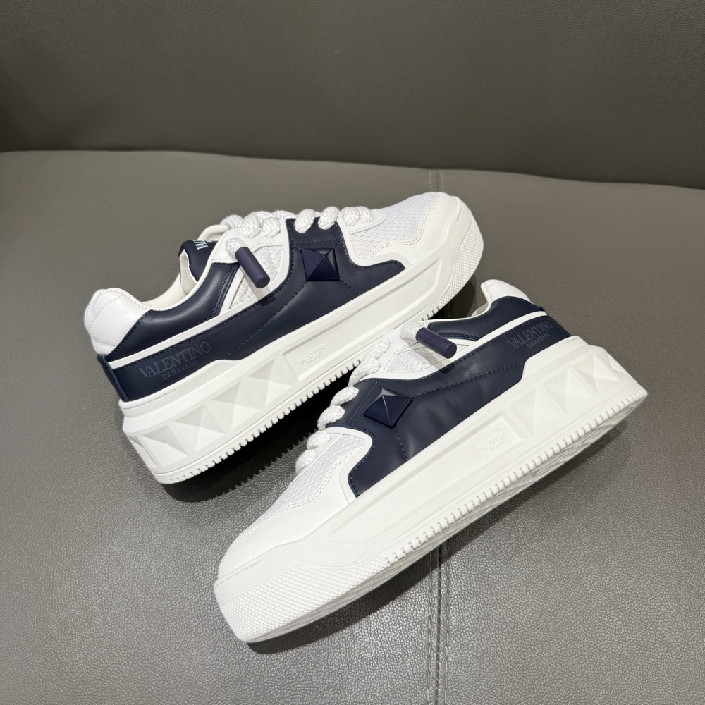 ONE STUD XL NAPPA LEATHER LOW-TOP SNEAKER