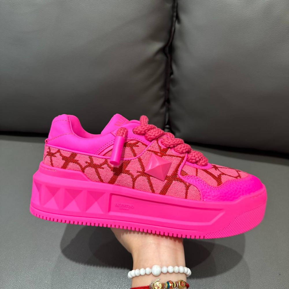 ONE STUD XL NAPPA LEATHER LOW-TOP SNEAKER