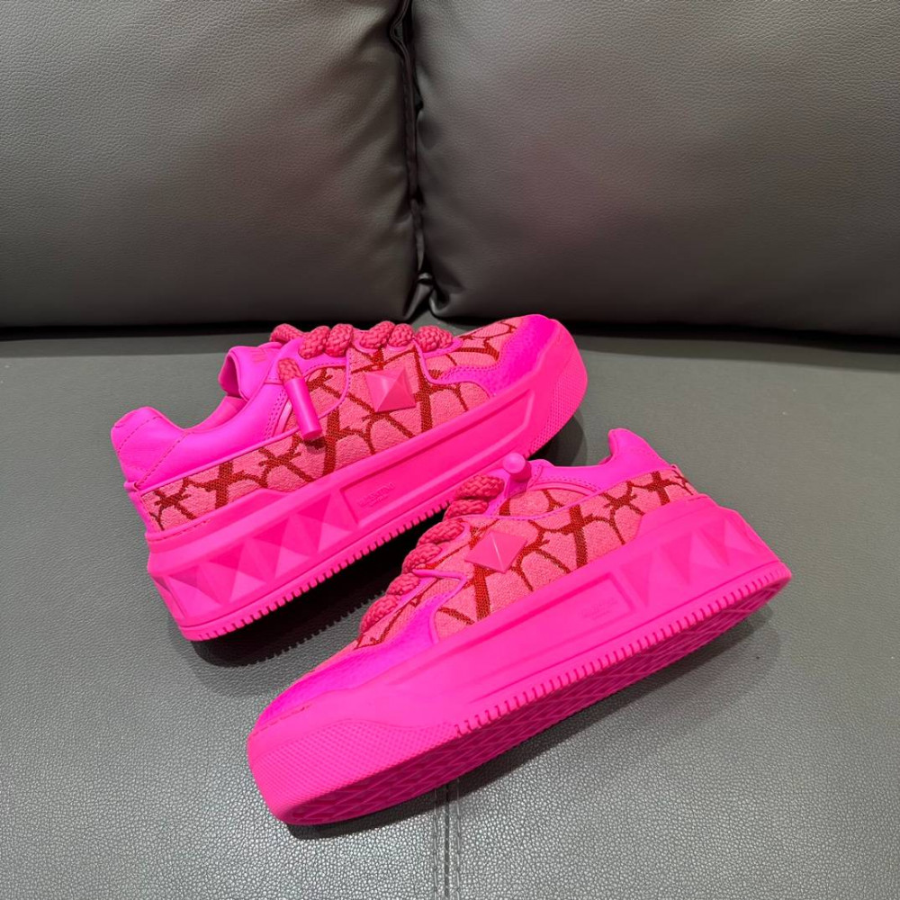 ONE STUD XL NAPPA LEATHER LOW-TOP SNEAKER