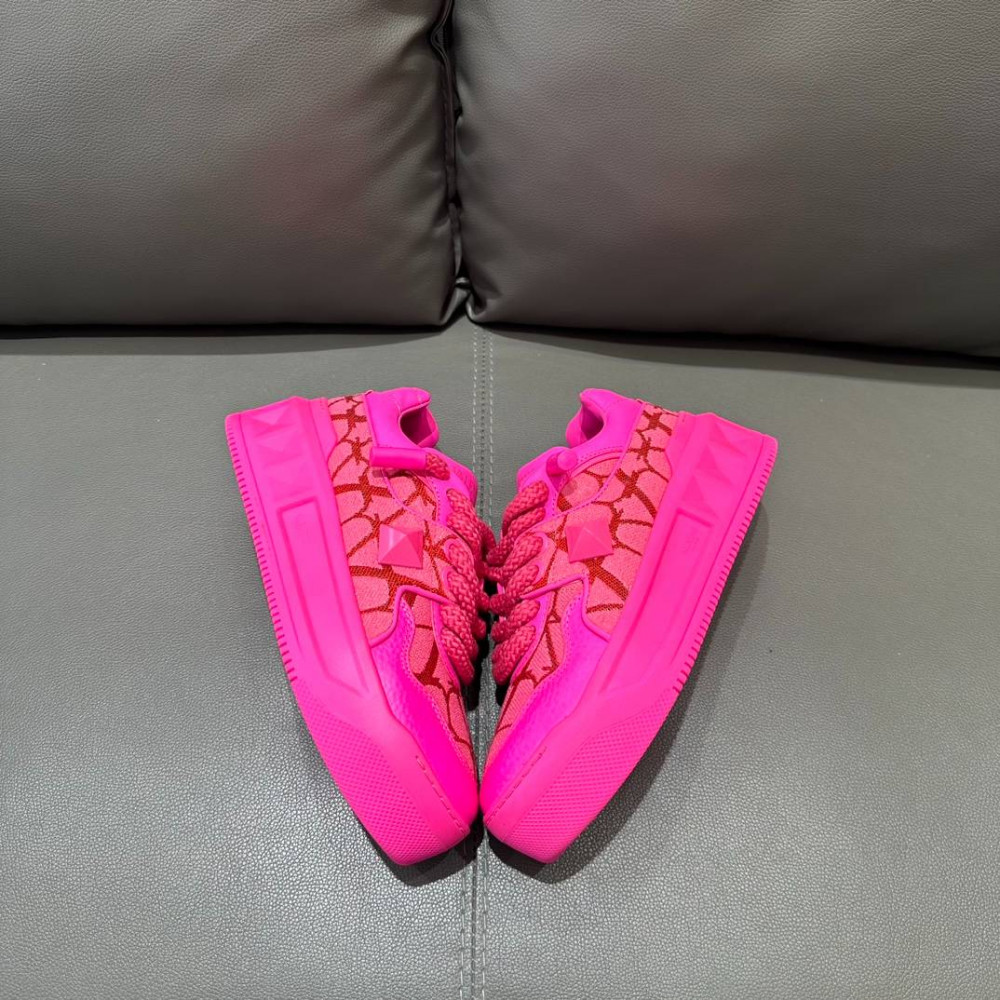 ONE STUD XL NAPPA LEATHER LOW-TOP SNEAKER