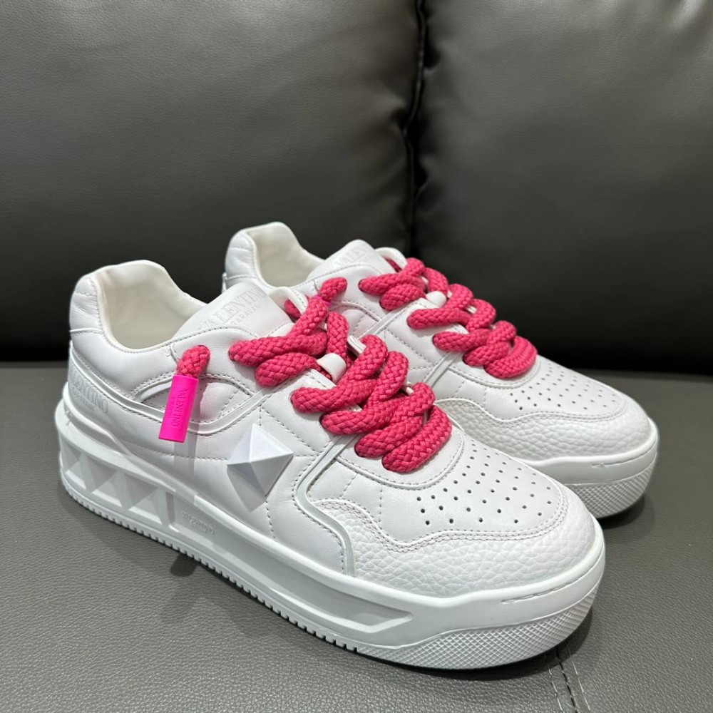 ONE STUD XL NAPPA LEATHER LOW-TOP SNEAKER