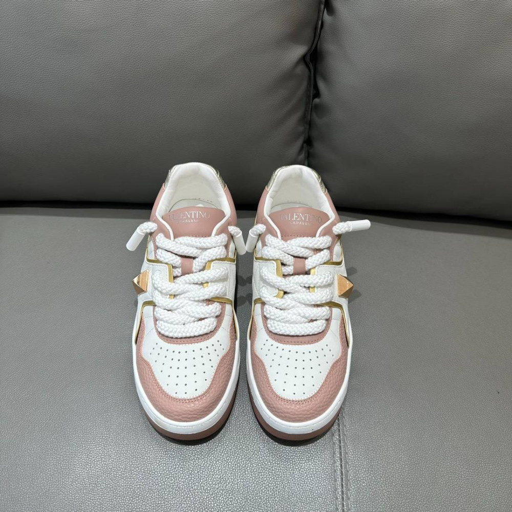 ONE STUD XL NAPPA LEATHER LOW-TOP SNEAKER