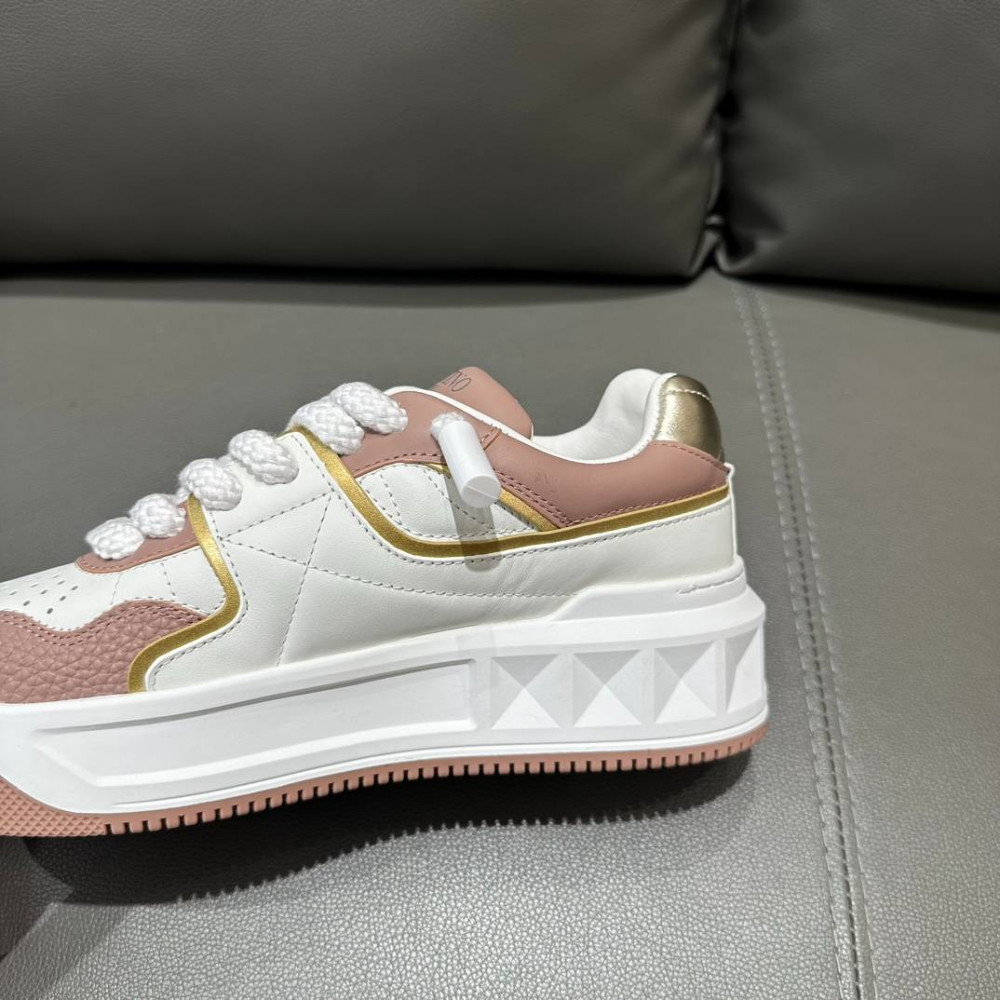 ONE STUD XL NAPPA LEATHER LOW-TOP SNEAKER