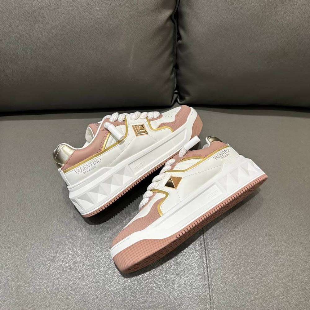 ONE STUD XL NAPPA LEATHER LOW-TOP SNEAKER