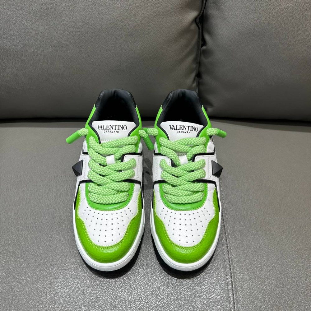 ONE STUD XL NAPPA LEATHER LOW-TOP SNEAKER
