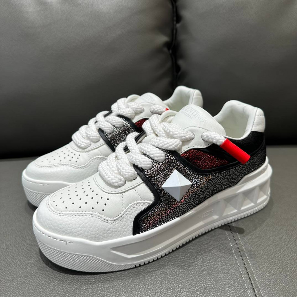 ONE STUD XL NAPPA LEATHER LOW-TOP SNEAKER ONE STUD XL NAPPA LEATHER LOW-TOP SNEAKER