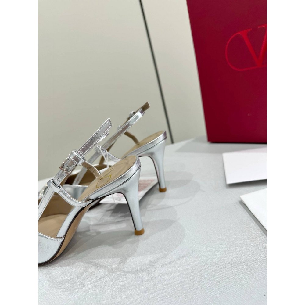 High-heeled shoes High-heeled shoes