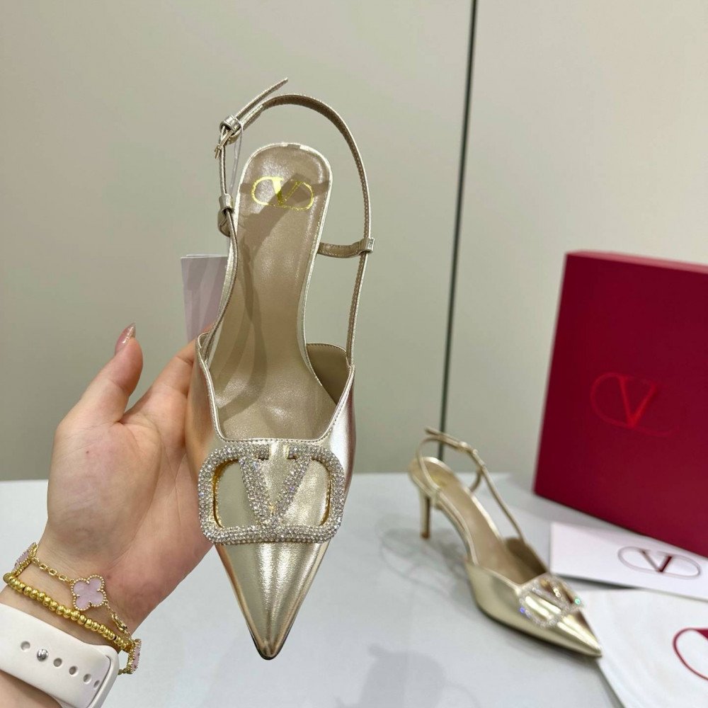High-heeled shoes High-heeled shoes
