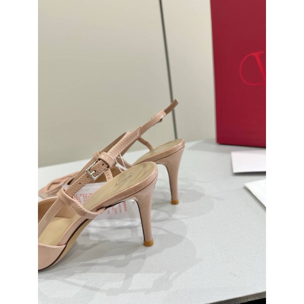 High-heeled shoes High-heeled shoes