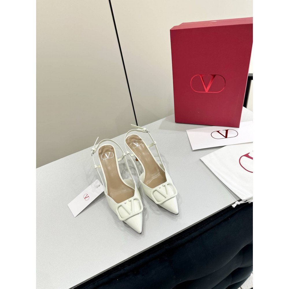 High-heeled shoes High-heeled shoes