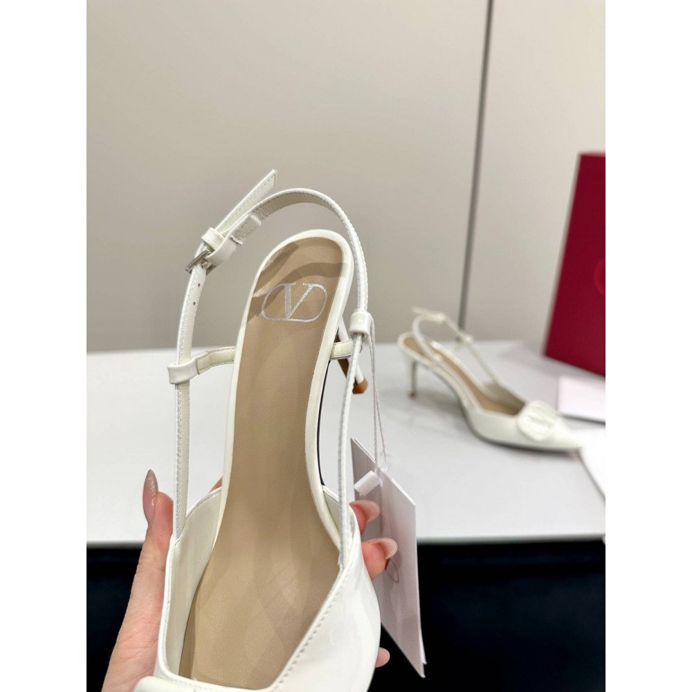 High-heeled shoes High-heeled shoes