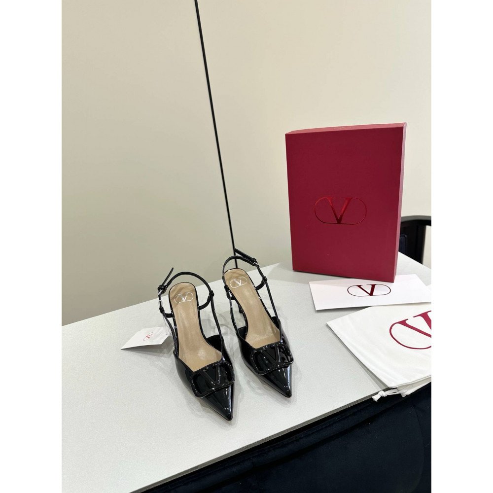 High-heeled shoes High-heeled shoes