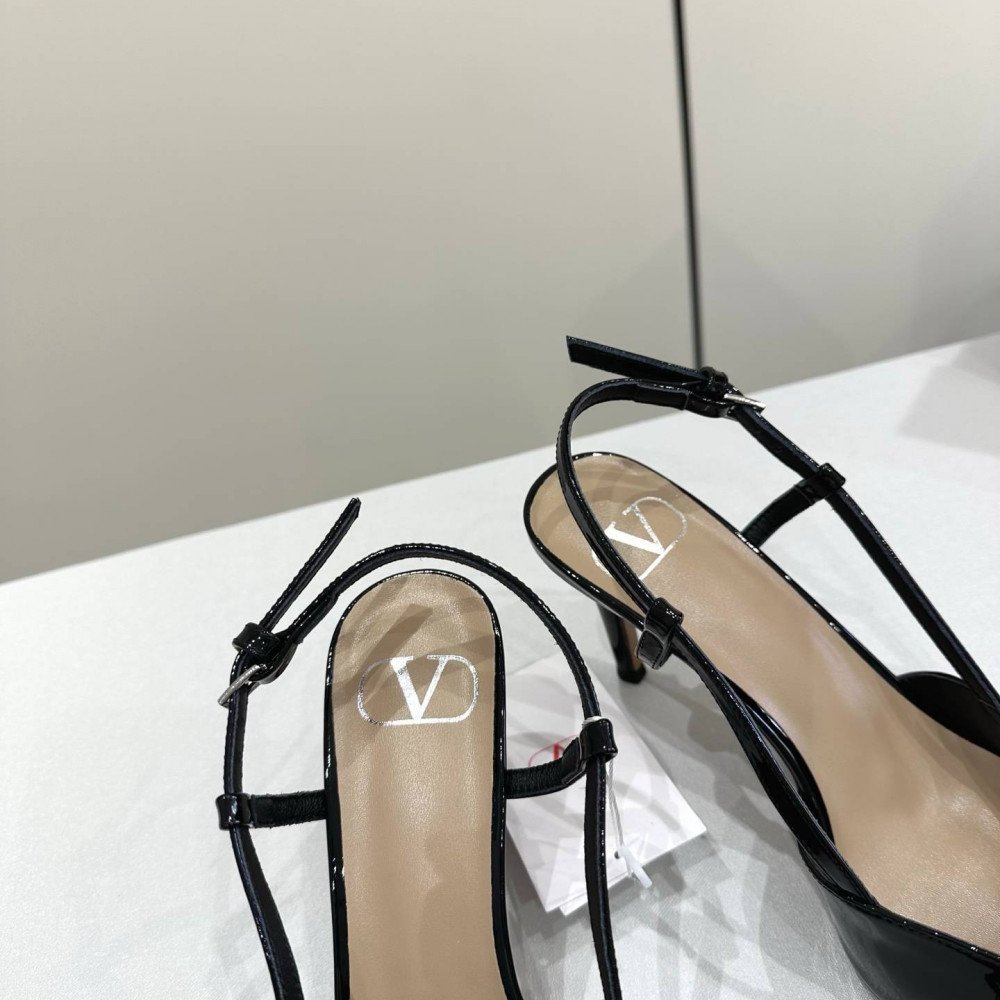 High-heeled shoes High-heeled shoes
